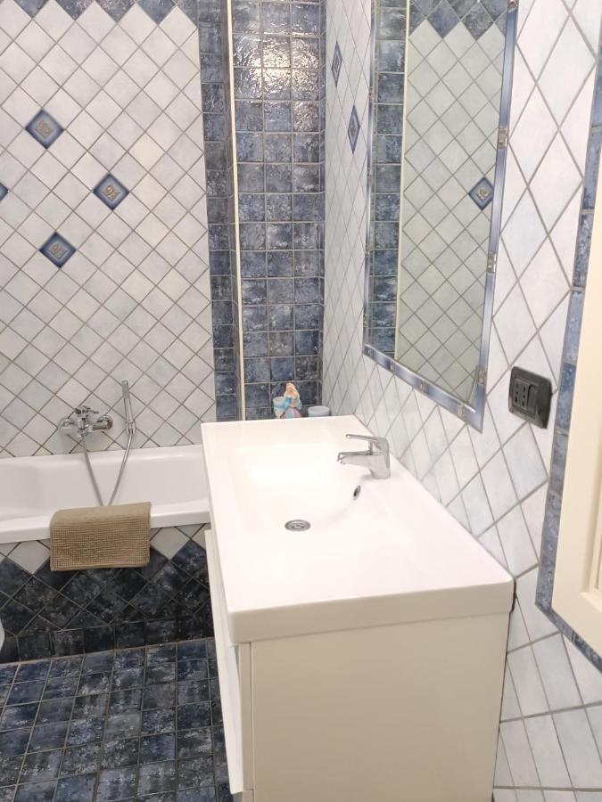 Domus Cornelia Apartment เนเปิลส์ ภายนอก รูปภาพ